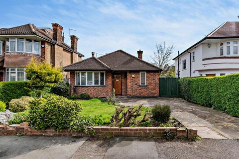 23 Rushdene Road, Pinner, HA5 1SW