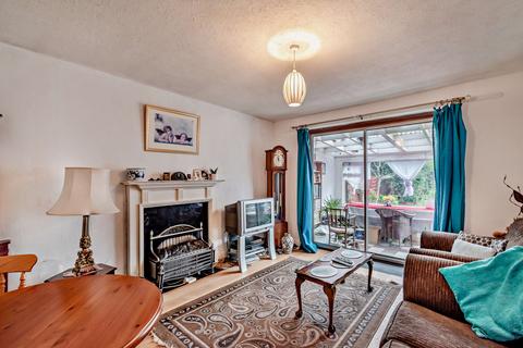 23 Rushdene Road, Pinner, HA5 1SW