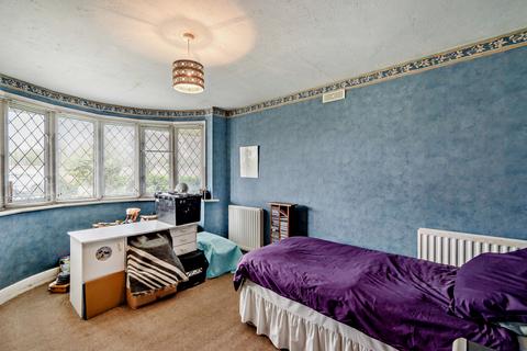 23 Rushdene Road, Pinner, HA5 1SW