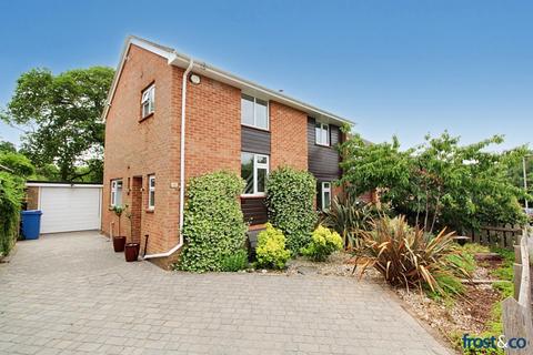 3 bedroom semi-detached house to rent, Cotes Avenue, Lower Parkstone, Poole