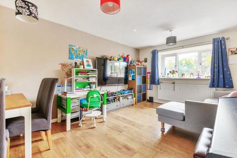 2 bedroom flat for sale, Bicester,  Oxfordshire,  OX26