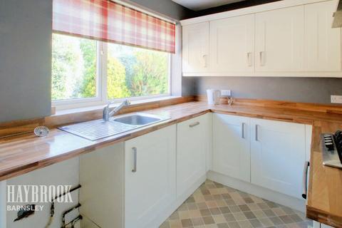 2 bedroom detached bungalow for sale - Southlea Avenue, Hoyland