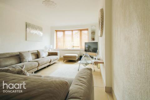 50 Harpenden Drive, Dunscroft, Doncaster, DN7 4HF
