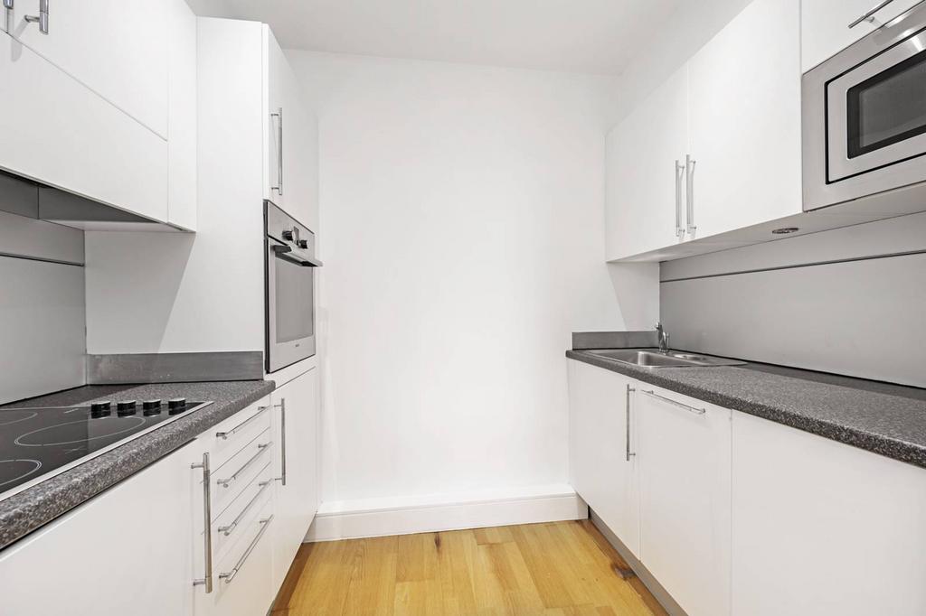 Kingsland Passage, Dalston, London, E8 1 bed flat - £1,900 pcm (£438 pw)