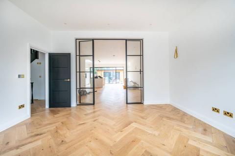 5 bedroom semi-detached house to rent - BARKING, Barking, IG11