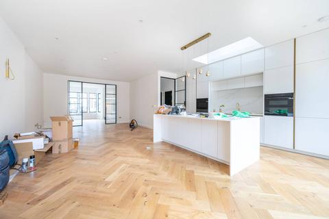 5 bedroom semi-detached house to rent - BARKING, Barking, IG11