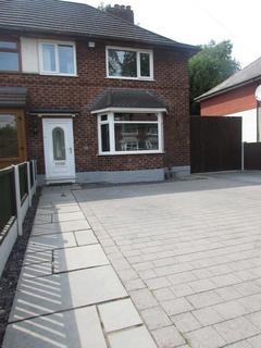 3 bedroom semi-detached house to rent, Newhey Road, Wythenshawe, Manchester, M22