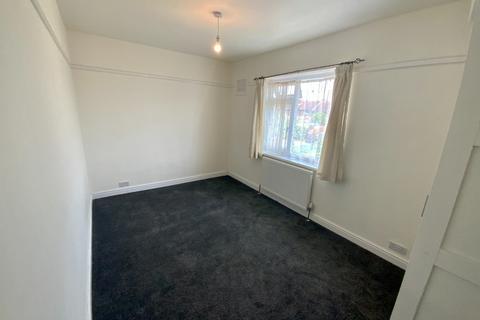 22 Bretts Mead, Luton, LU1 5NG