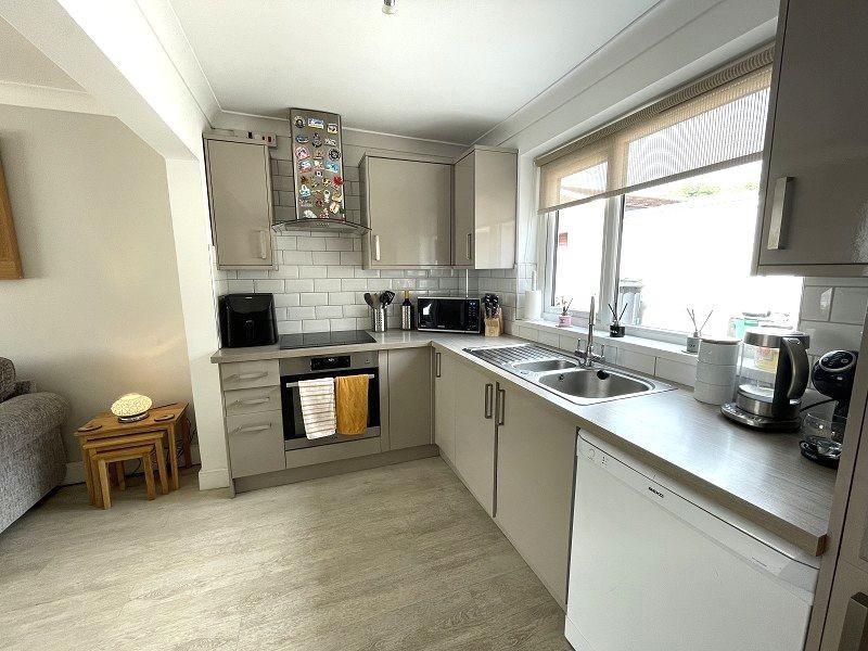Trefelin Crescent, Port Talbot, Neath Port Talbot. SA13 1DZ 3 bed semi