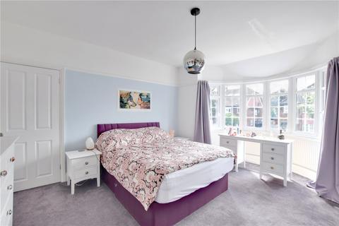 15 Wricklemarsh Road, London, SE3 0NF