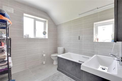 15 Wricklemarsh Road, London, SE3 0NF