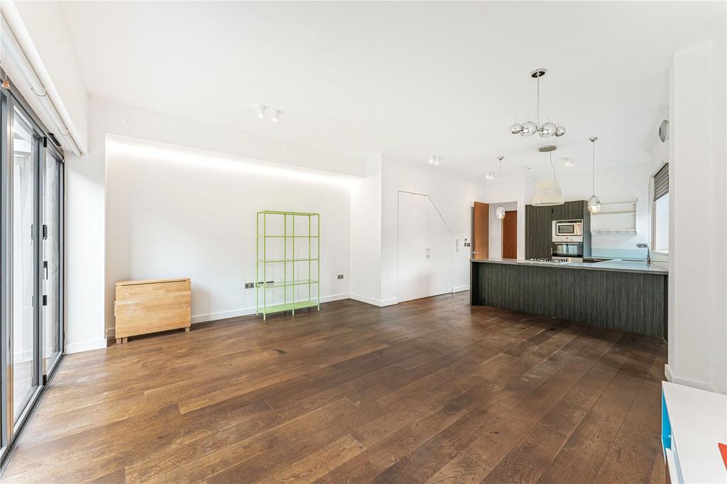Reception/Kitchen