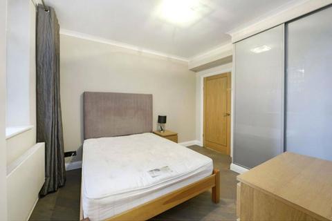 3 bedroom apartment to rent, Montagu Square, London, W1H