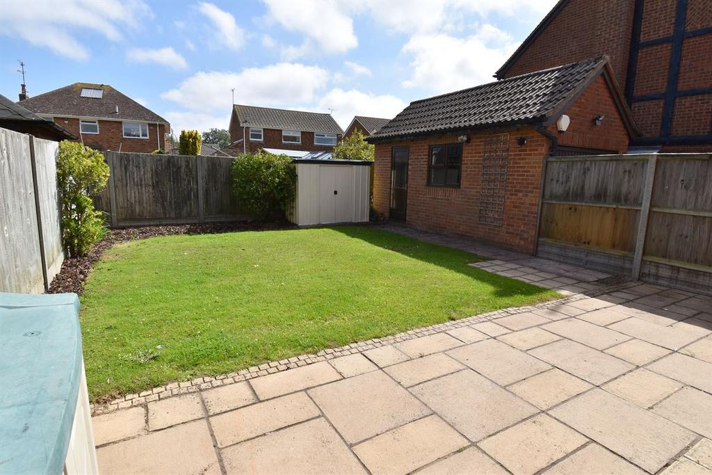 The Leas, Chestfield, Whitstable 3 bed detached house for sale £489,950