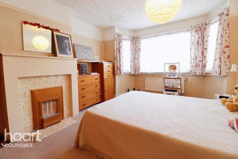 22 Hillside, London, NW9 0NE