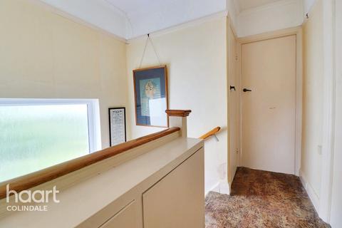 22 Hillside, London, NW9 0NE