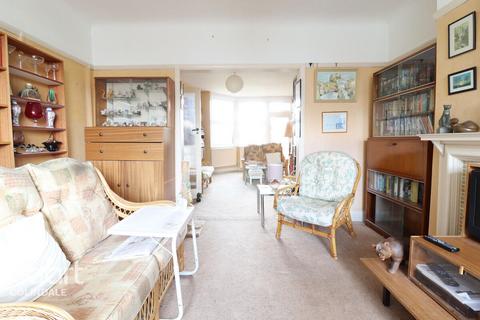 22 Hillside, London, NW9 0NE