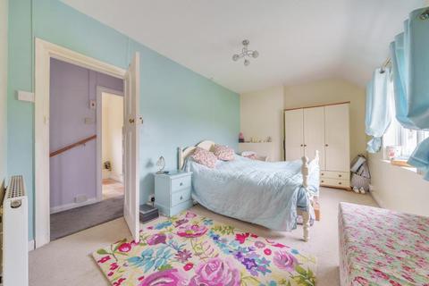13 Fox Close, Bampton, OX18 2NH