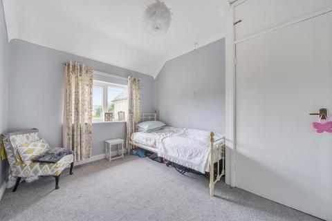 13 Fox Close, Bampton, OX18 2NH