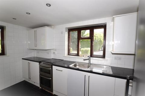 25 Pearce Manor, Chelmsford, CM2 9XH
