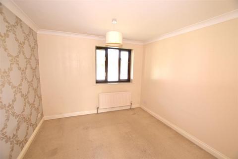 25 Pearce Manor, Chelmsford, CM2 9XH