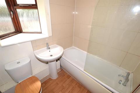 25 Pearce Manor, Chelmsford, CM2 9XH