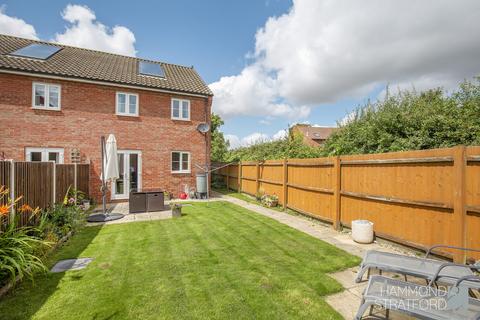 22 Carpenter Close, Wymondham, NR18 0WG