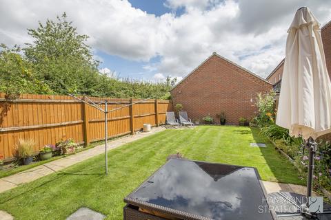 22 Carpenter Close, Wymondham, NR18 0WG