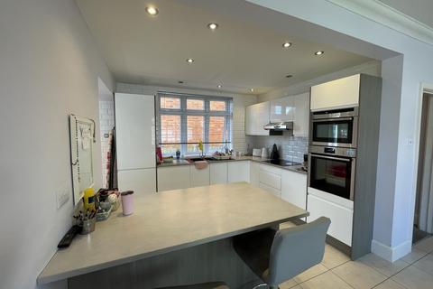 6 Exton Road, Bournemouth, BH6 5QF