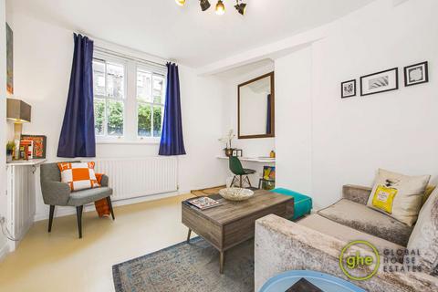 1 bedroom flat for sale, Hayles Building, Elephant and Castle, London