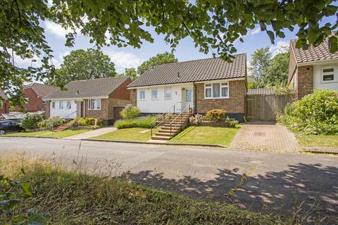 3 High Cross Fields, Crowborough, TN6 2SN