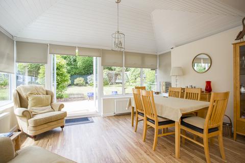 3 High Cross Fields, Crowborough, TN6 2SN
