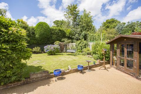 3 High Cross Fields, Crowborough, TN6 2SN