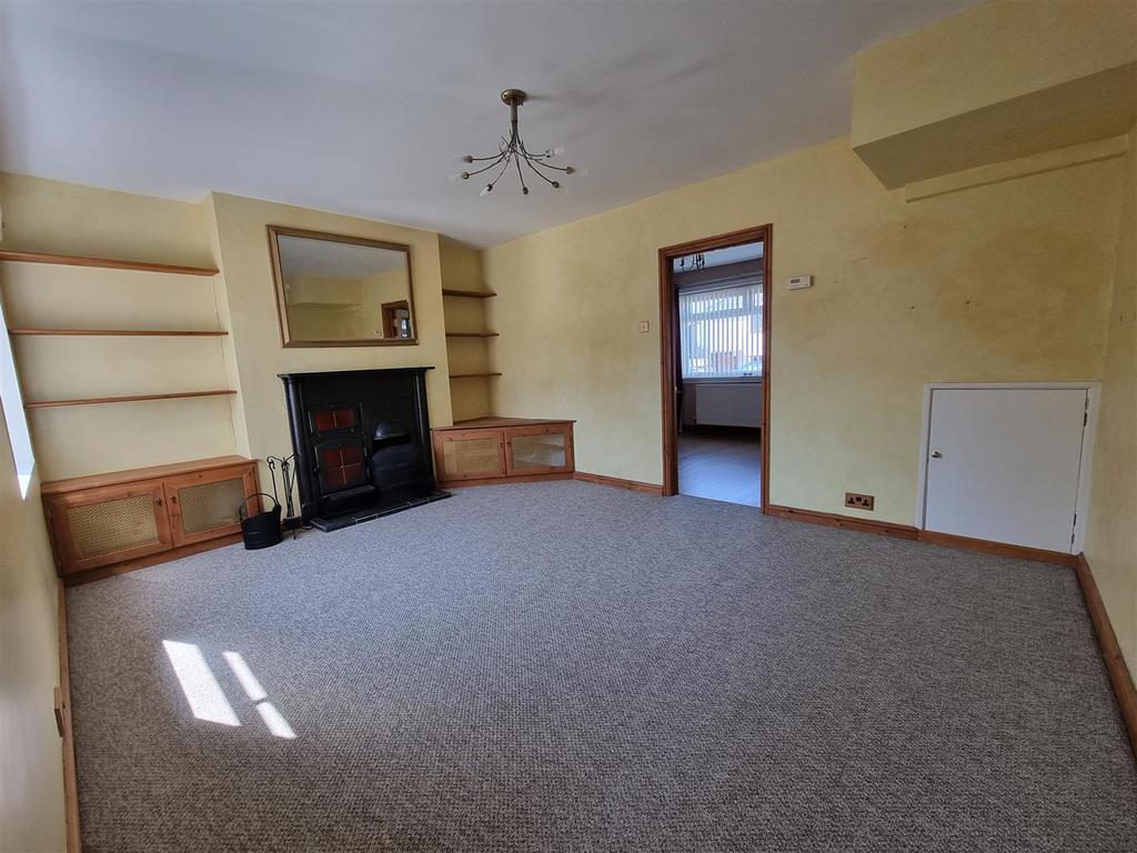 Albion Road, Baglan, Port Talbot 3 bed semidetached house for sale £