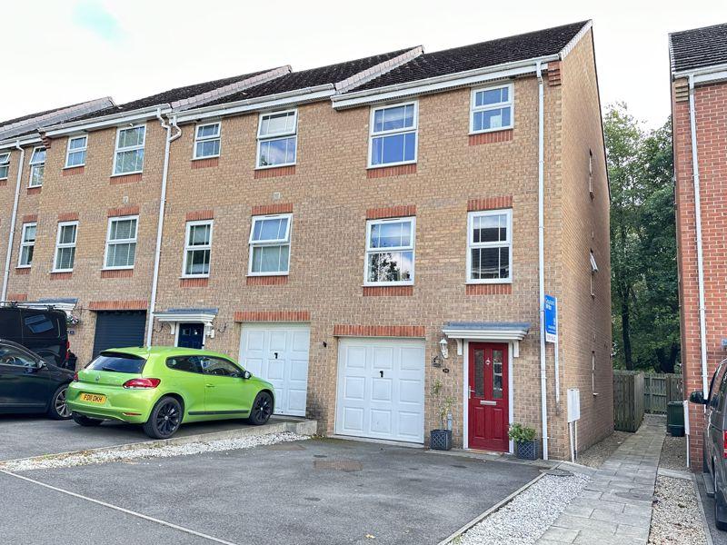 Forest Park, Stillington, StocktonOnTees TS21 1NW 4 bed terraced