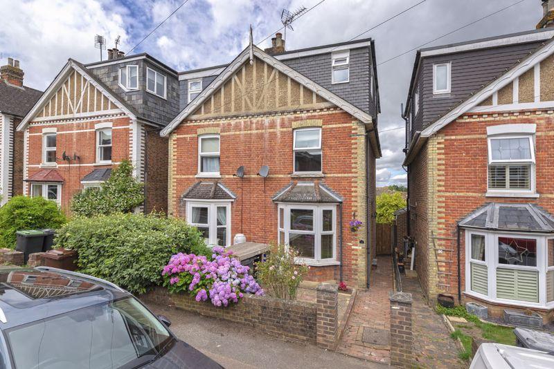Judd Road, Tonbridge, TN9 2NH 3 bed semidetached house £525,000