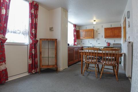 42 Hamble, Belgrave, Tamworth, B77 2JE
