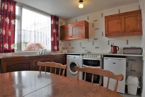 42 Hamble, Belgrave, Tamworth, B77 2JE