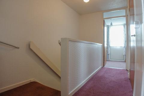 42 Hamble, Belgrave, Tamworth, B77 2JE