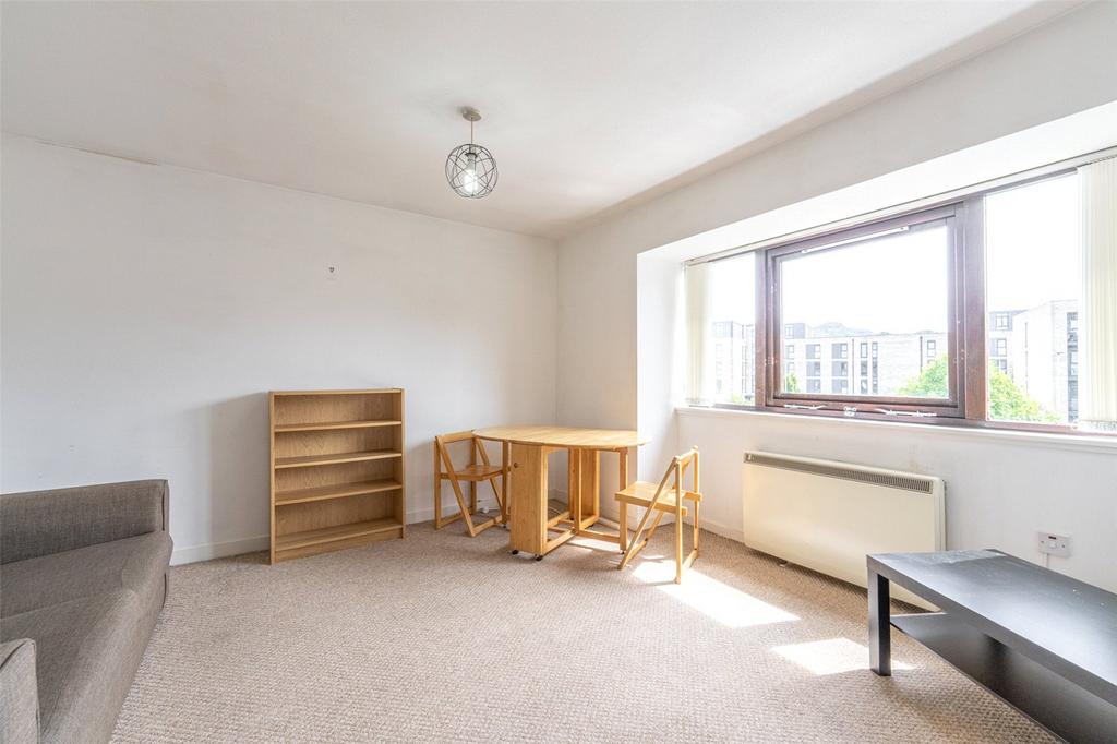 7/9 Allanfield, Edinburgh, EH7 1 bed flat for sale £150,000