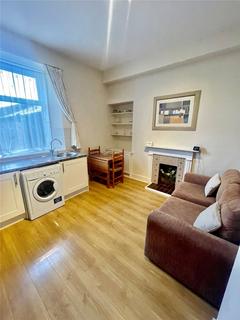 1 bedroom flat to rent, Wallfield Crescent, Rosemount, Aberdeen, AB25