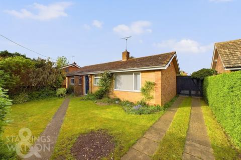 2 bedroom detached bungalow for sale, Station Road, Earsham, Bungay