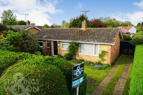 2 bedroom detached bungalow for sale, Station Road, Earsham, Bungay