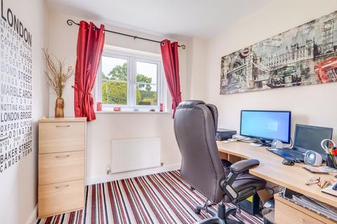33 Two Trees Close, Hopwas, Tamworth, B78 3BG