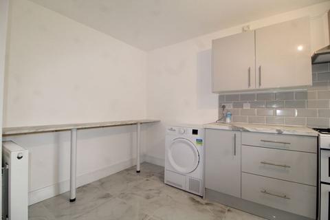 5 bedroom terraced house for sale, Arrow Close, Luton