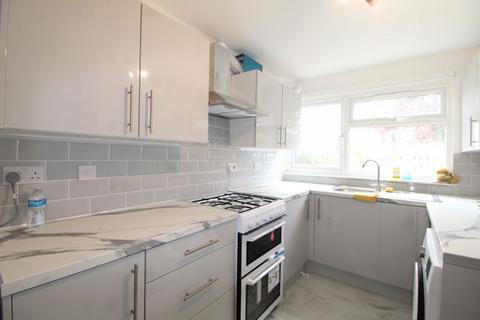5 bedroom terraced house for sale, Arrow Close, Luton