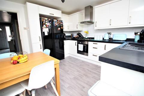 3 Cedar Close, Swinton, Mexborough, S64 8GB