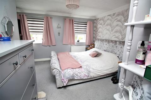 3 Cedar Close, Swinton, Mexborough, S64 8GB