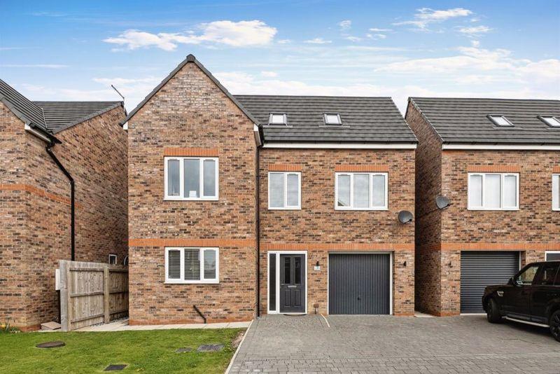 Carter Drive, Hessle, HU13 3 bed detached house £300,000