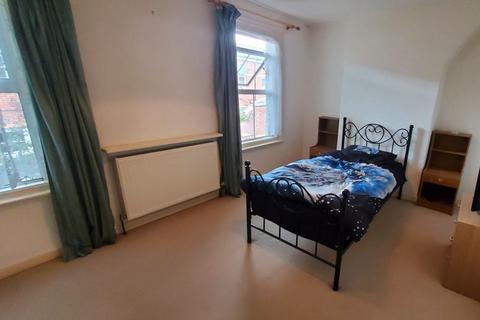 6, Stanley Cottages Barton Street, Gloucester, GL1 4EZ